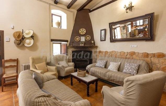 Carcabuey Cottage | Cabin ∙ 5 bedrooms ∙ 10 guests