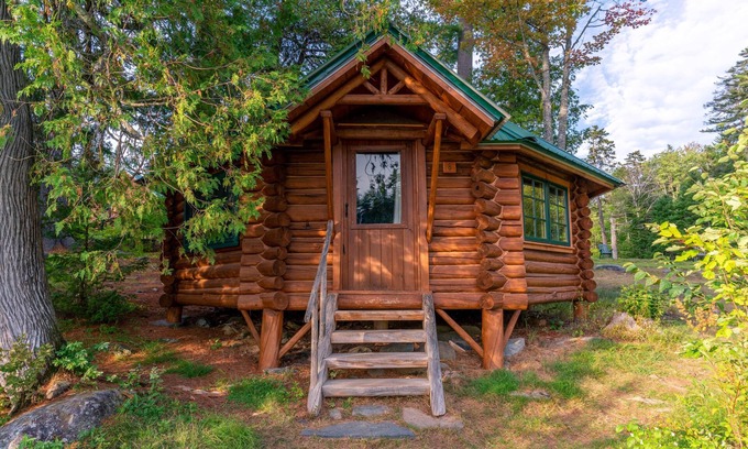 Monson House | Cabin, Double Bed, 2 Bunks, Shared Bathroom