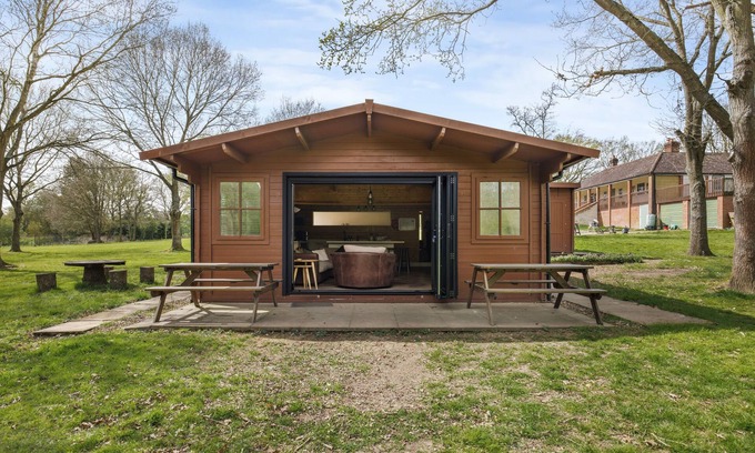 Halstead Cabin | Cabin in the countryside