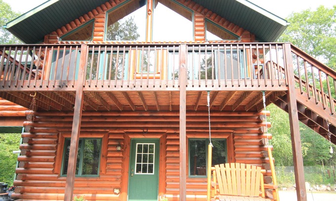 Neillsville Cabin | Cabin on the East Fork
