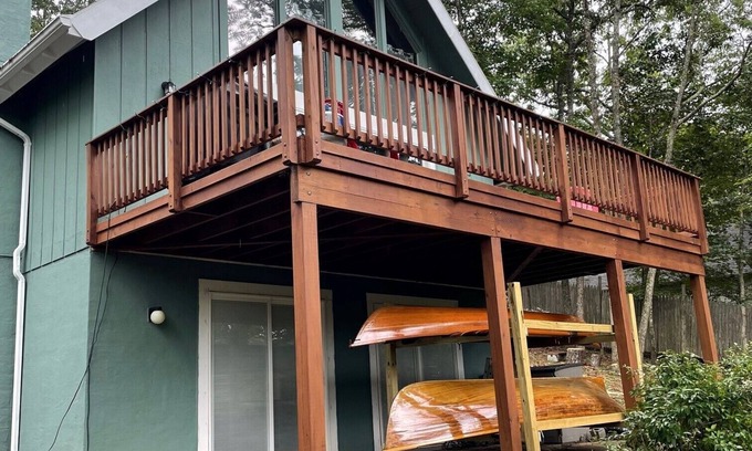 Basye House | Cabin sleeps 8+ close to slopes and lodge