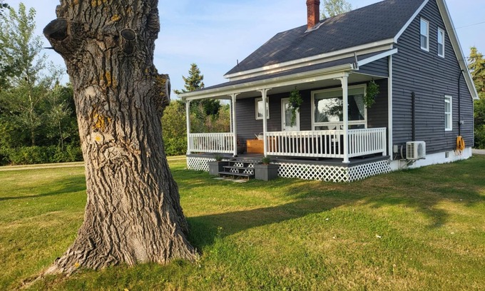 Petit-Etang House | Cabot Trail Lavender Guest House