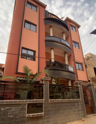 Pointe des Almadies Apartment | Cabral residence