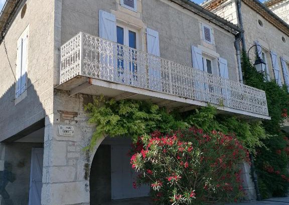 Castelnau-Montratier-Sainte-Alauzie House | CAHORS SUD : Maison quercynoise avec vue sur place du village