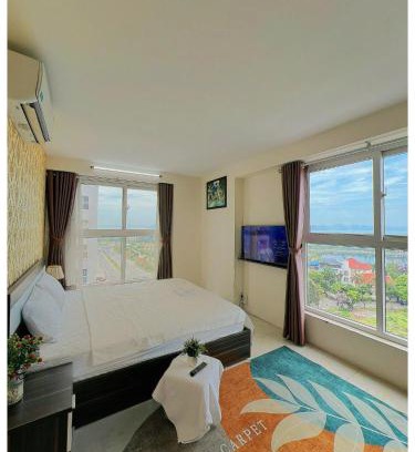 Bai Chay Apartment | CALLA 10 Homestay 3 bedrooms with seaview Newlife tower