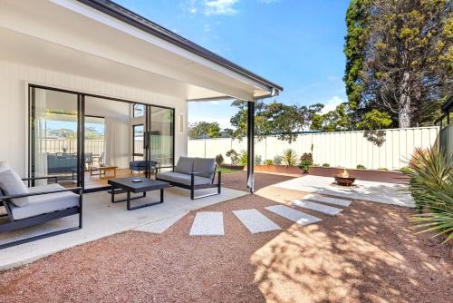 Callala Bay House | Callala Haven - Pet Friendly with Fire Pit