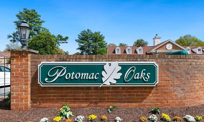 Gaithersburg Condo | Calm Palace Stay. The Away Home