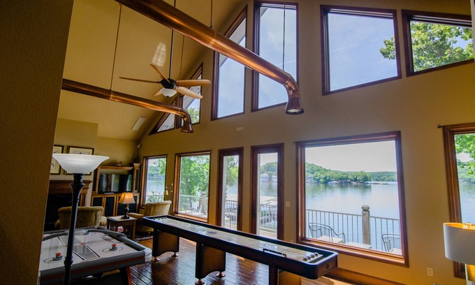 Roach House | CALM WATERS BEAUTIFUL VIEWS FOR LARGE GROUPS! RECENT CANCEL OPENS UP LABOR DAY