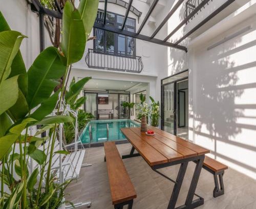 An Hai Đong Villa | Cam On Luxury Pool Villa by Beach - Free Airport Pickup