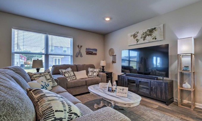 Gulf Hills House | Camden Ocean Springs House Near Beaches!