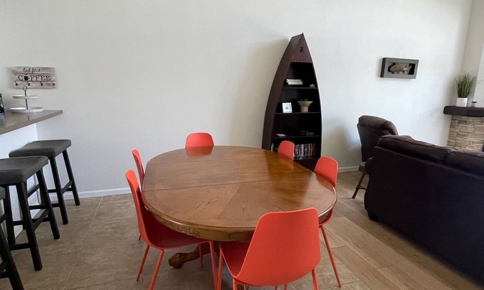 Camdenton Condo | Camdenton Condo on the water - Grill, balcony and elevator access