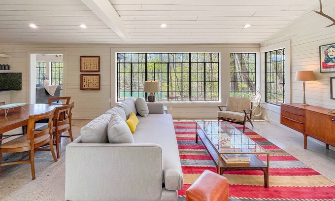 Wilburn Cabin | Camp Chinkapin ~ total privacy w/dock