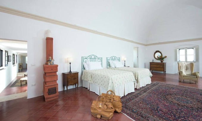 Casamassella Apartment | Campana Suite with access to park and pool