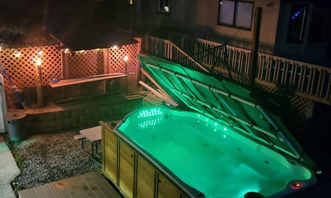 Alto House | Campau all 4 levels · Lakefront, 2 Kings, 2hot tub swim pool spa, tiki