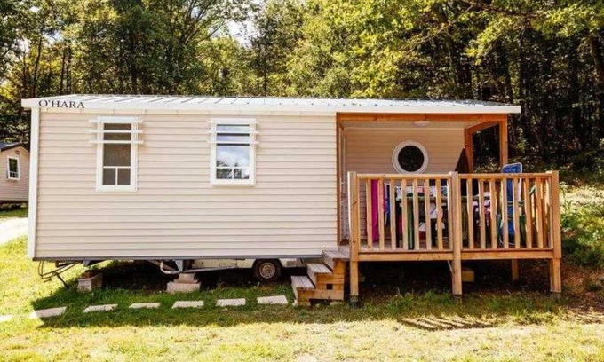 St-Sulpice-de-Mareuil House | Camping 3 étoiles - Parc aquatique - ccbbaia