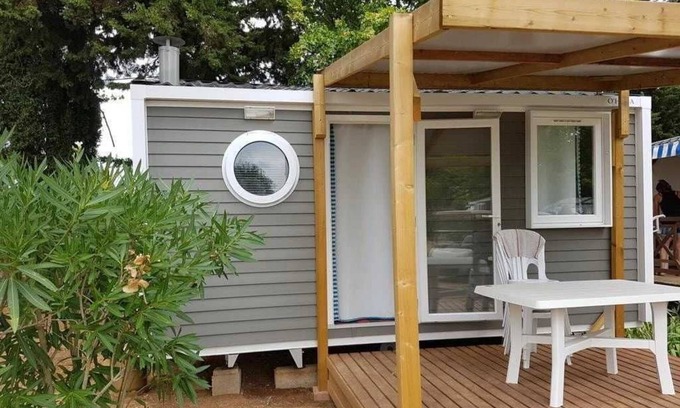 Lansargues House | Camping 4 étoiles - Piscine - ccbahdc
