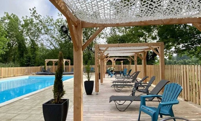 Coulon House | Camping 4 étoiles - Piscine - efd0if