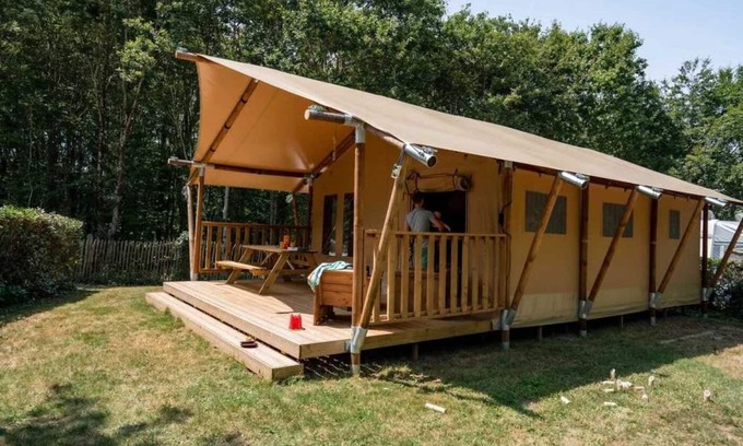 Saint-Julien-des-Landes House | Camping 5 étoiles - Piscine - ccbbead