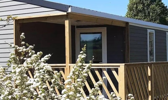 Le Temple-sur-Lot House | Camping du Bosc * - Mobil Home Loggia (nine 2020) 4 people