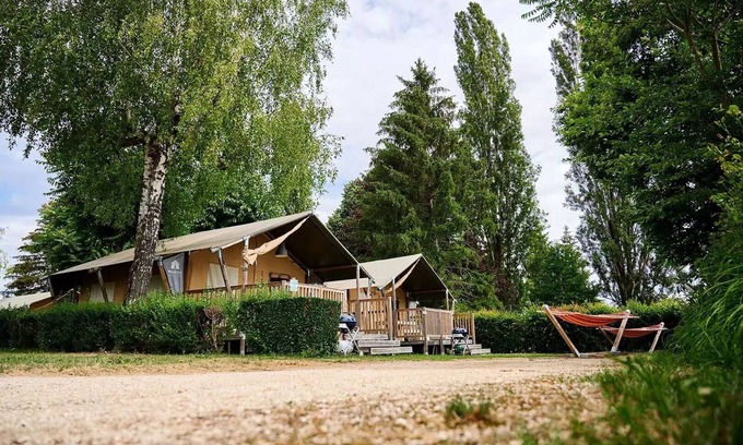 Les Abrets en Dauphine House | Camping Le Coin Tranquille | Villatent Wood | 5 pers.
