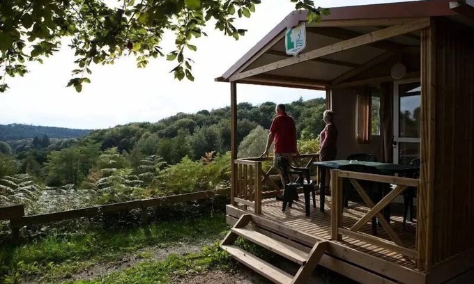 Saint-Leger-de-Fougeret Ski Chalet | Camping LA FOUGERAIE * - Chalet Nemo 4 4 people