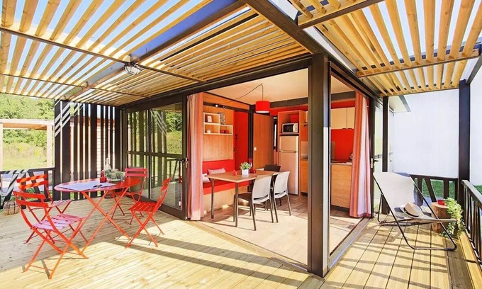 Saint-Leger-de-Fougeret Ski Chalet | Camping LA FOUGERAIE * - Panoramic Pond Chalet - 2 bedrooms 5 people