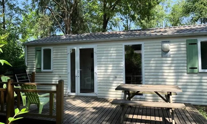 Saint-Maximin House | Campsite Le Pré des Moines * - Mobile home CERFEUIL + 2 bedrooms 2 to 6 people - 2 people included in the price