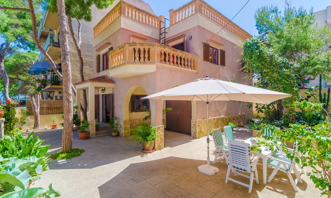 S'Illot-Cala Morlanda House | CAN PEDRO ROS - Chalet with terrace in S'ILLOT. Free WiFi