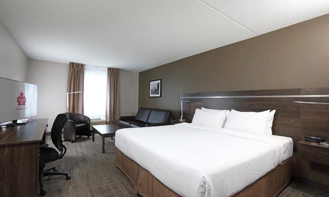 Brandon Hotel | Canad Inns Destination Centre Brandon