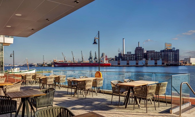 Fells Point Hotel | Canopy by Hilton Baltimore Harbor Point