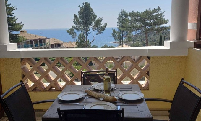Cap Esterel Apartment | Cap Esterel, T2 Confortable 4/5 Personnes, Climatisé Avec Très Belle vue sur mer