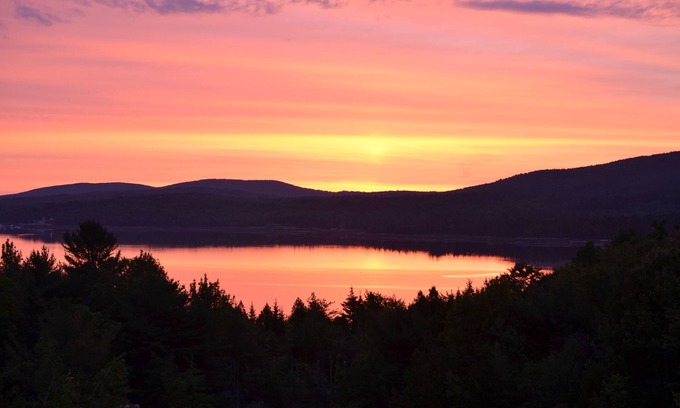 Hall Quarry House | Captains Quarters-Modern ocean view home near Acadia & Bar Harbor.