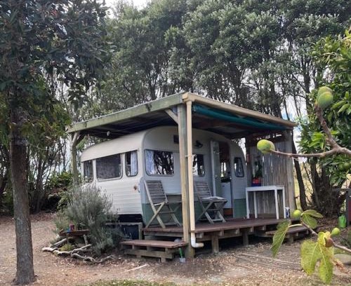 Mangonui House | Caravan In The Orchard