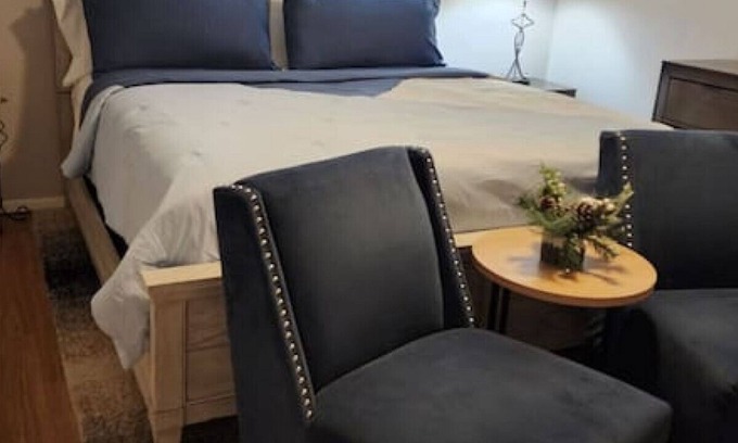 Ennis Apartment | Carefree 2B Apt In Historic District