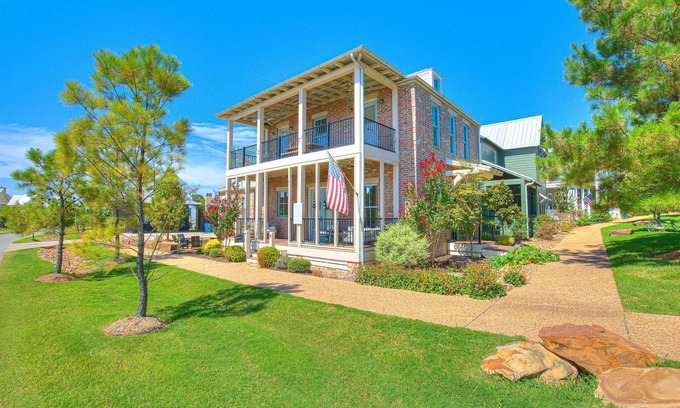 Eufaula House | Carlton Landing-Moose Landing