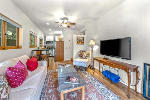 Northeast Carmel House | Carmel Romantic Escape for 2