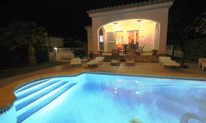 Riumar House | "Carmen 1"@MARISOL: 500m to the beach, private pool, A/C, WiFi, dog beach
