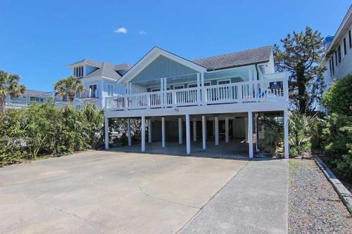 South End House | Carolina Breezy by Sea Scape Properties
