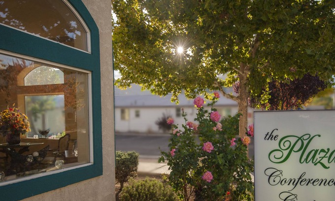 Carson City Hotel | Carson City Plaza Hotel and Event Center