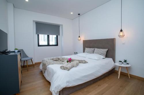 Ponta Delgada House | Carvão Pdl Inn