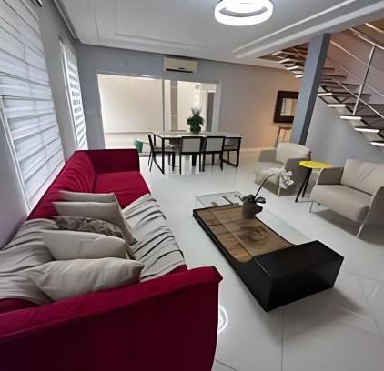 Foz do Iguacu House | Casa Ampla - Climatizada - Piscina-Aerea gourmet para ate 20 pessoas
