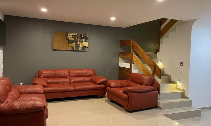 San Agustin House | Casa Amplia con Acceso a Alberca