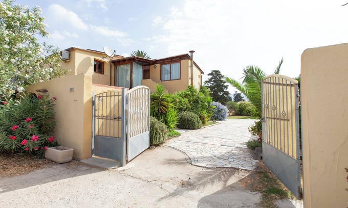 Quartu Sant'Elena Villa | Casa Anna few steps from the beach