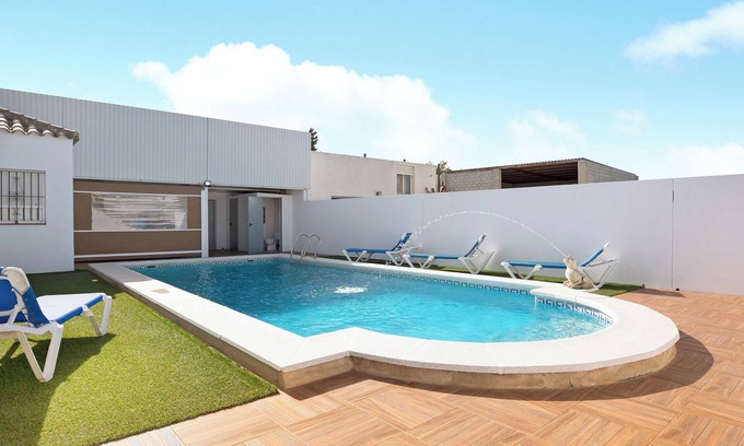 Vejer de la Frontera House | "Casa Arivalde" with pool, garden and Wi-Fi