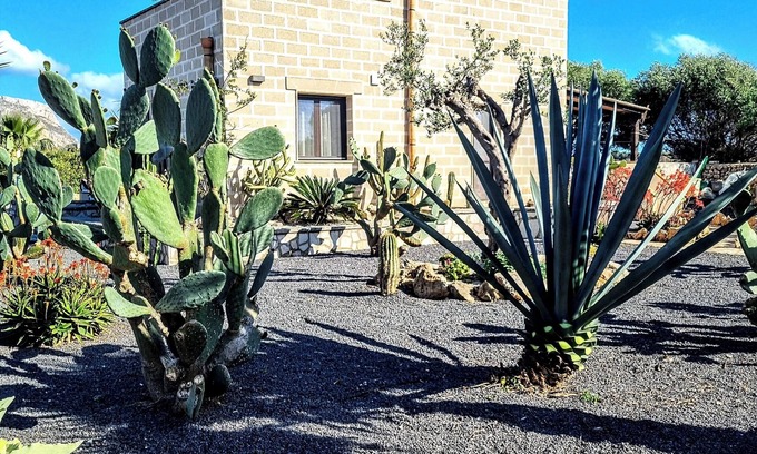 Favignana Villa | Casa Armonia in Favignana overlooking Marettimo - Ground Floor -