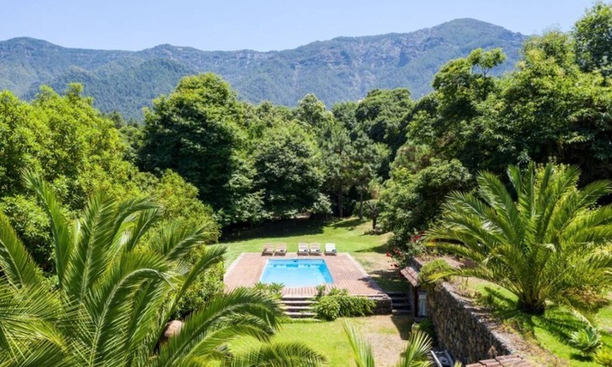 La Orotava House | Casa Azúl with pool, barbecue, Wifi and Netflix
