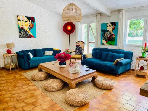 Mauguio House | Casa Calina - Cottage de charme avec Jardin Secret & Poney Club sur place, proche plages