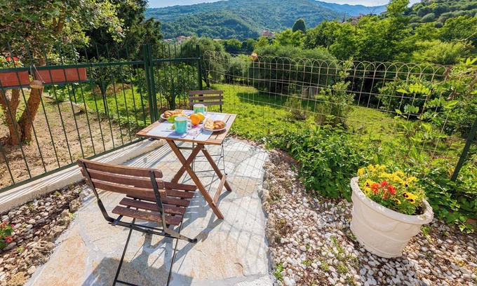 Calice Ligure Apartment | CASA CAMILLA:Villa among the hiking, climbing and MTB trails of Finale L. ⭐