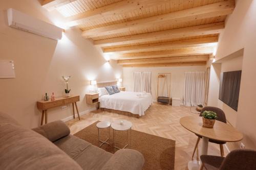 Trujillo Apartment | Casa Cancho 2 - La Guarnicionería