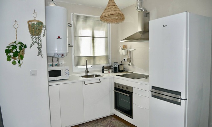 Sanlucar de Barrameda Apartment | Casa Carivid: Apartamento en el Centro y con Garaje Gratis